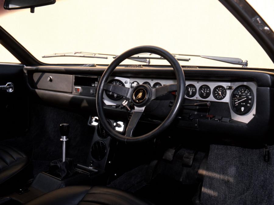 Торпедо Lamborghini Urraco P250 1972 года  (фото 17 из 18)